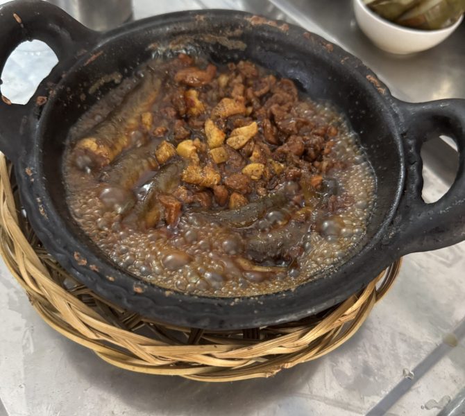 Thịt nạt kho tiêu